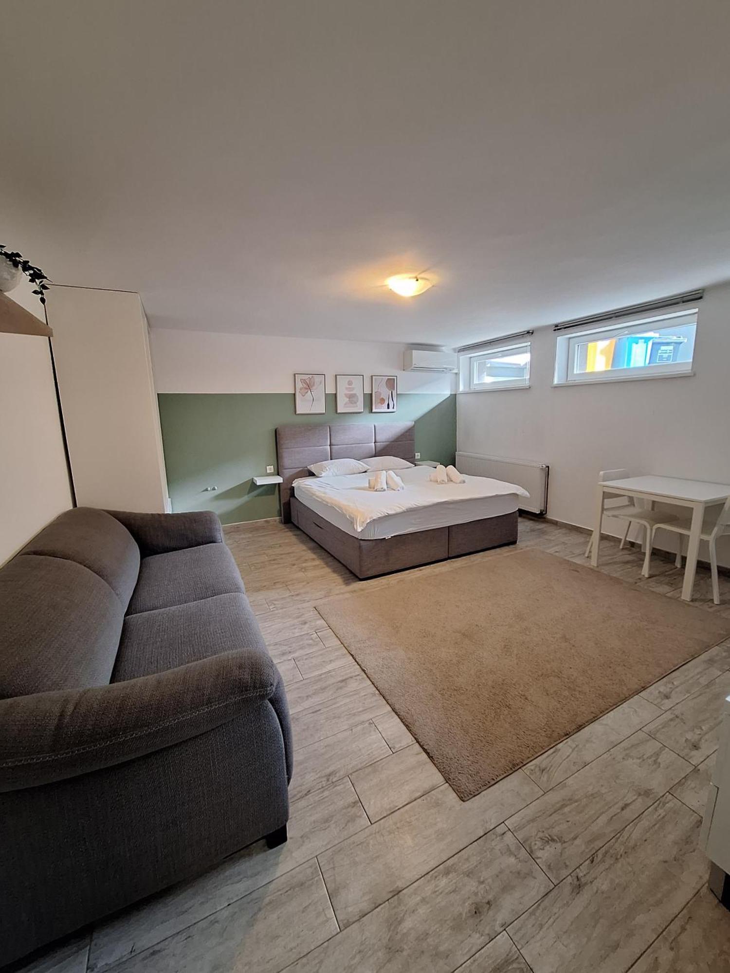 Comfort Rooms Remiza - Free Private Parking - Self Check-In Zágráb Kültér fotó